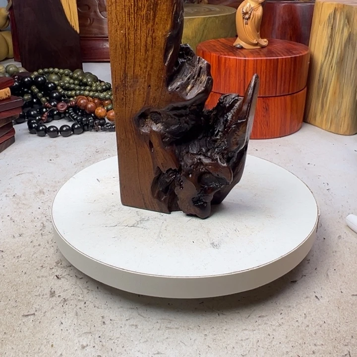 阿***】木非洲檀香底座摆件
