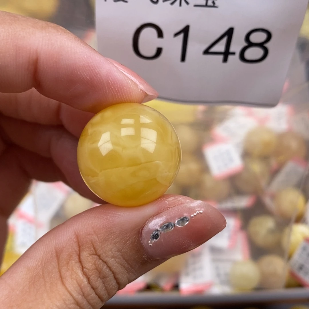 琥珀未镶嵌珠宝奇石21