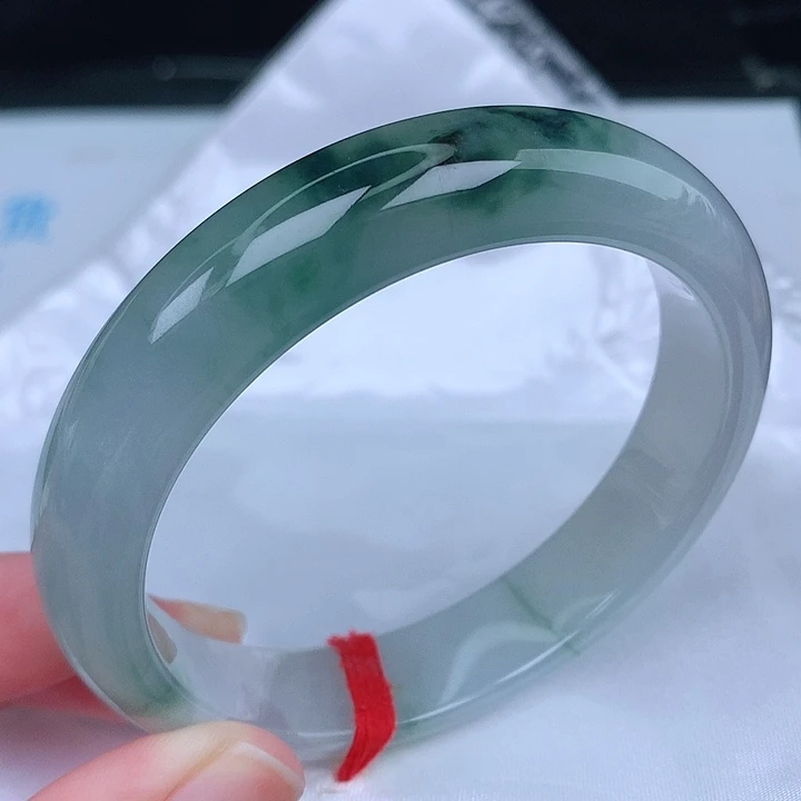 未镶嵌手镯翡翠天然