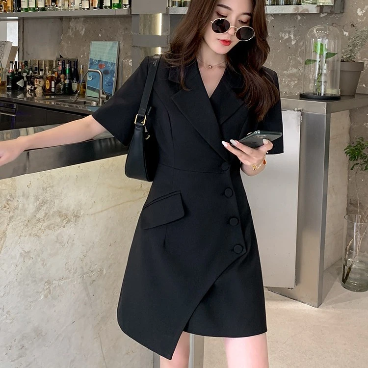 大码女装2025夏季新款显瘦遮肚气质收腰微胖妹妹高级感西装连衣裙