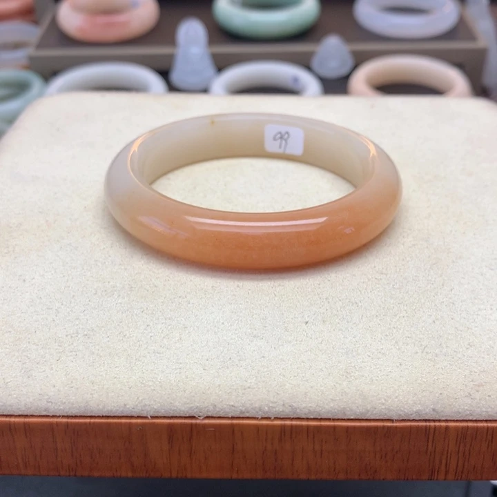 石英质玉手镯未镶嵌62.4