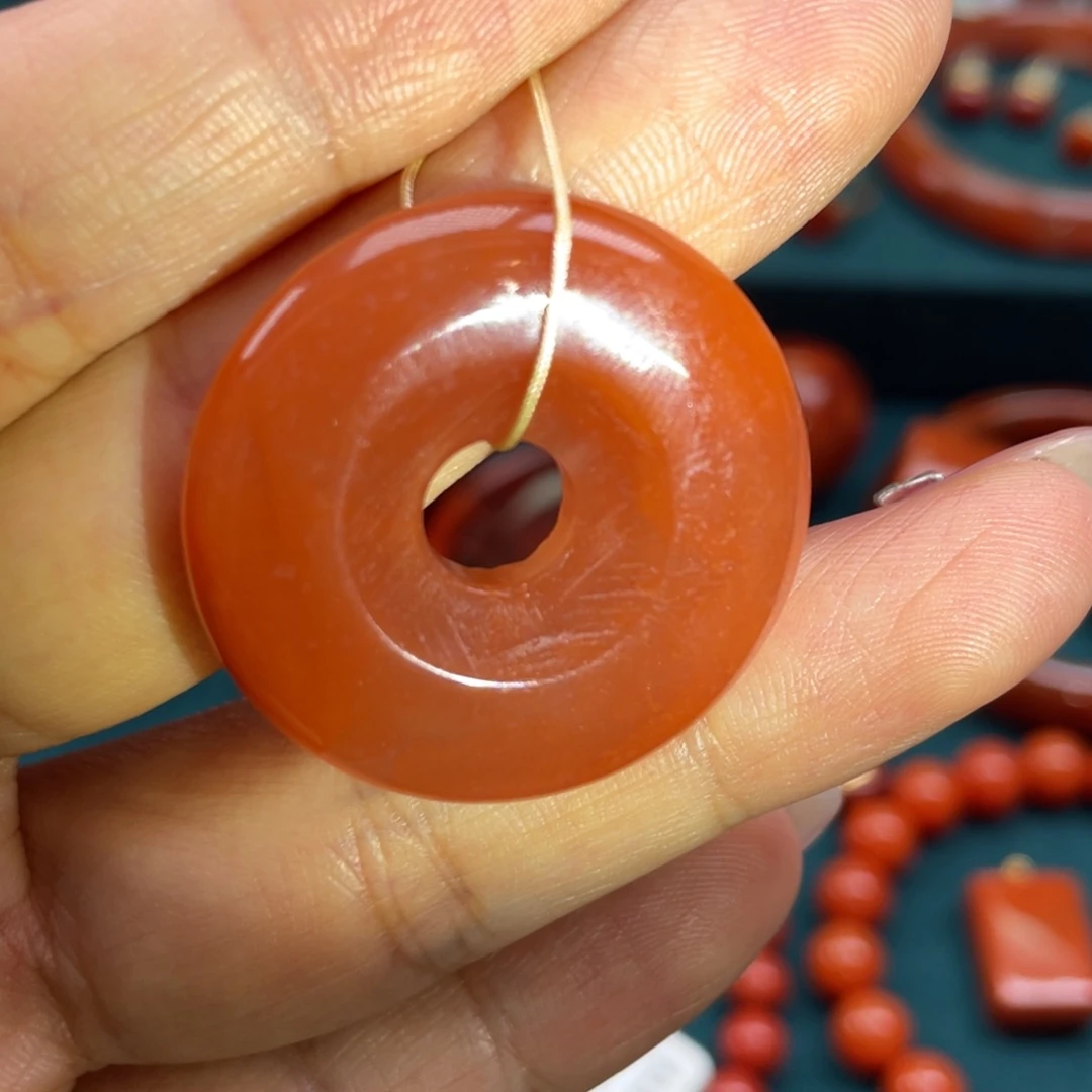 南红玛瑙未镶嵌原矿保山南红平安扣