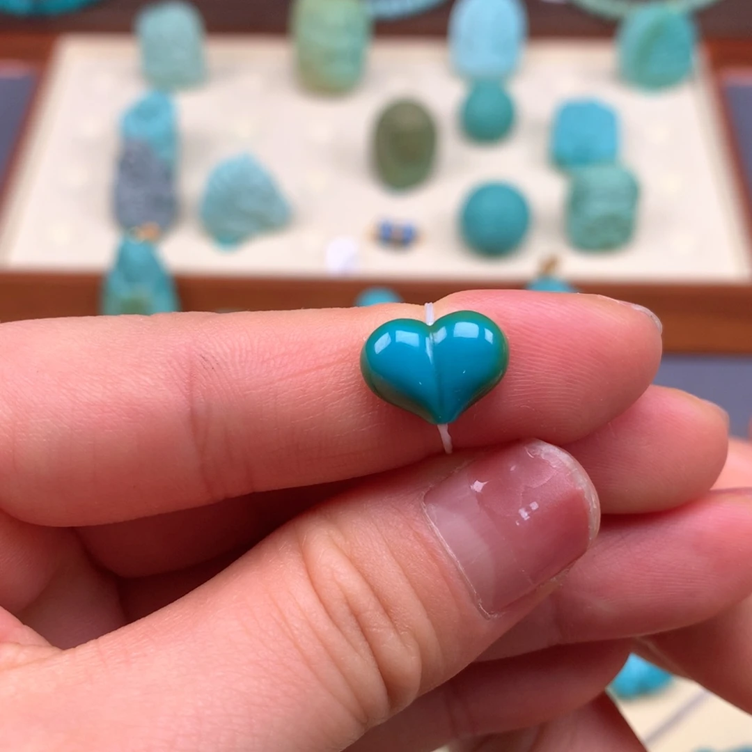 j***a绿松石未镶嵌绿松石