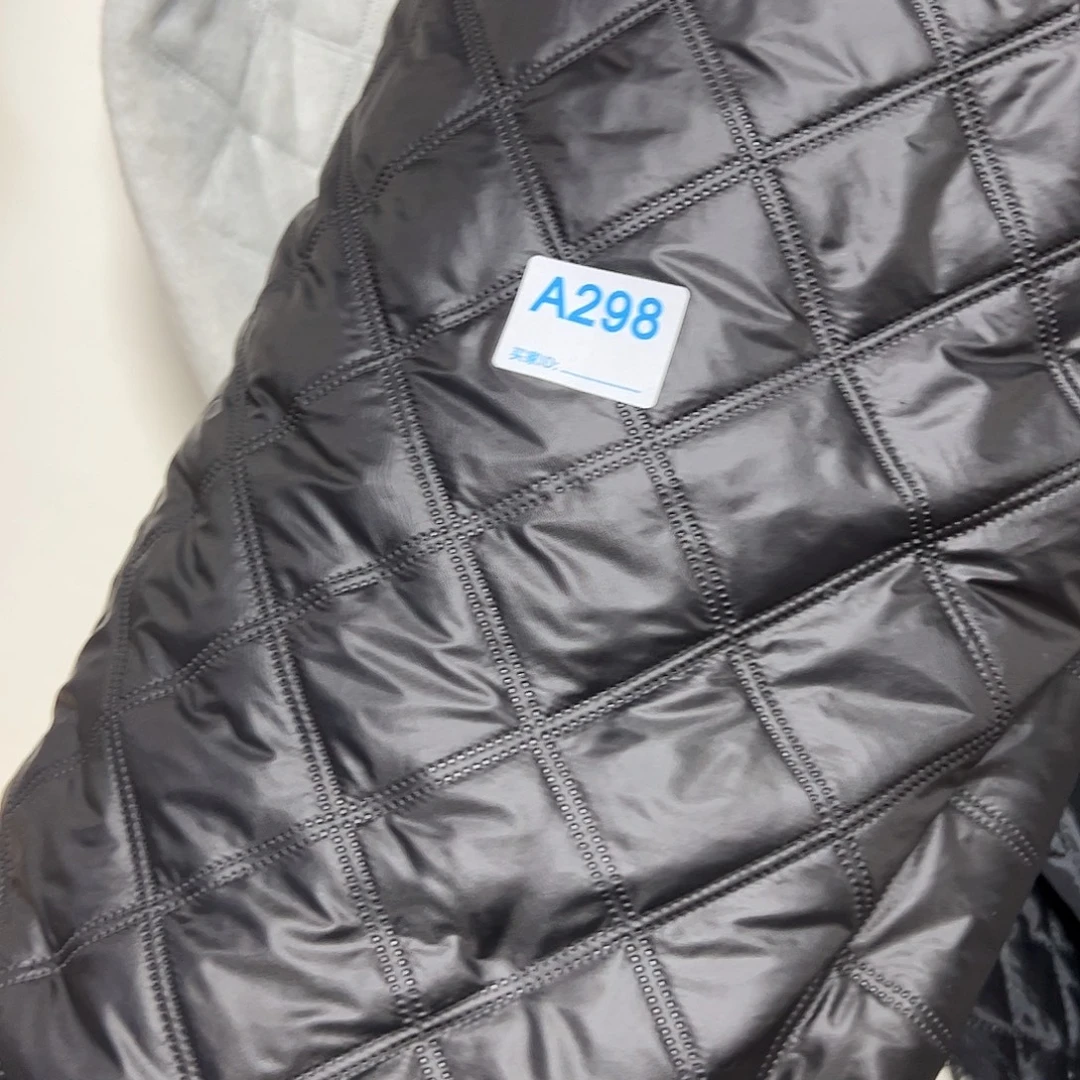 黑色双亚航棉¥15 ， 3米298