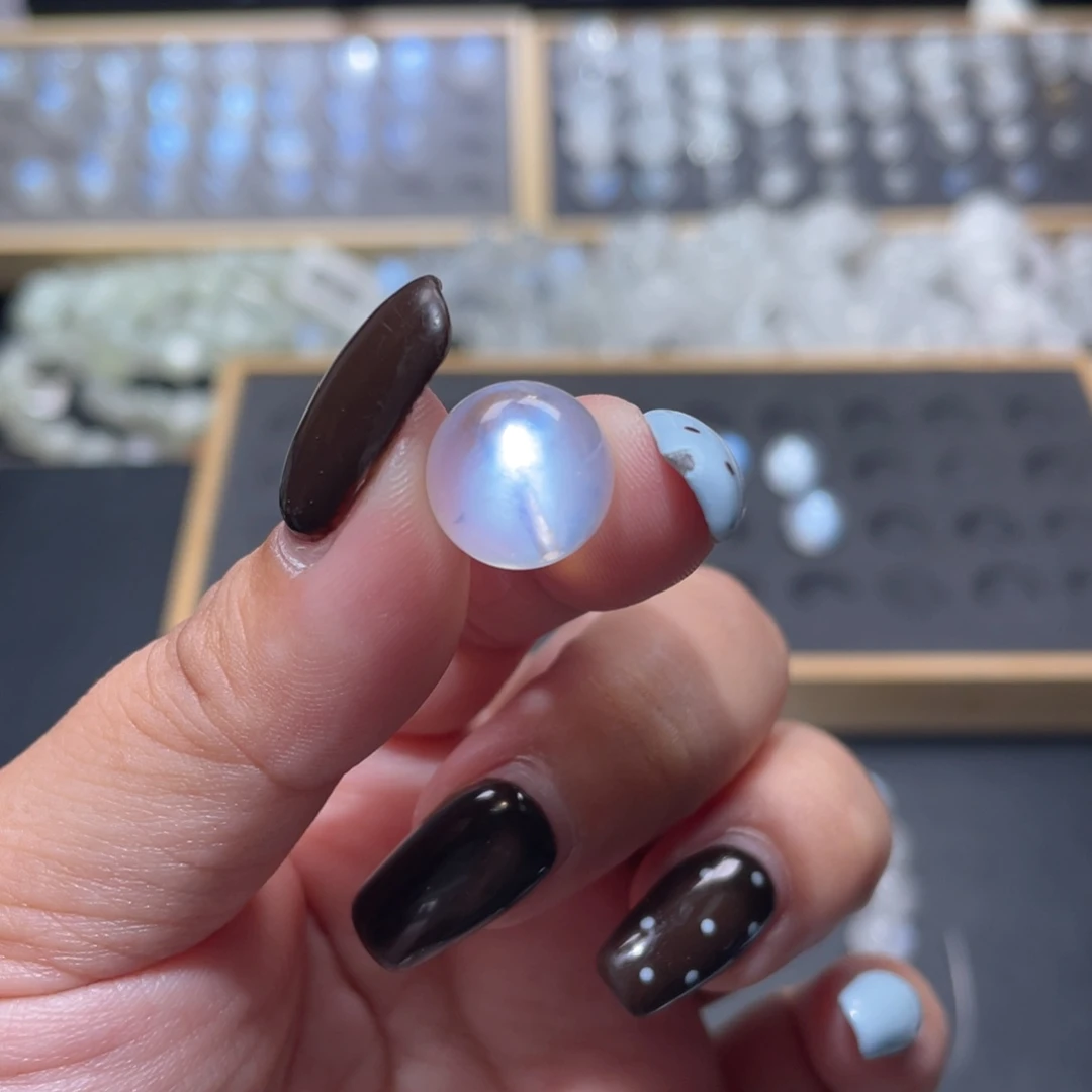b***o长石裸石蓝月光单珠直径12.3mm