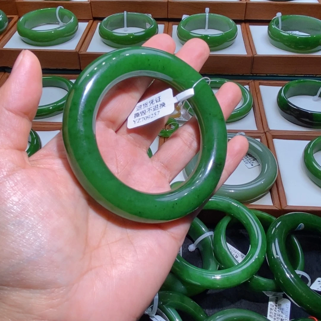 深****和田玉（碧玉）未镶嵌手镯俄碧阳绿5455