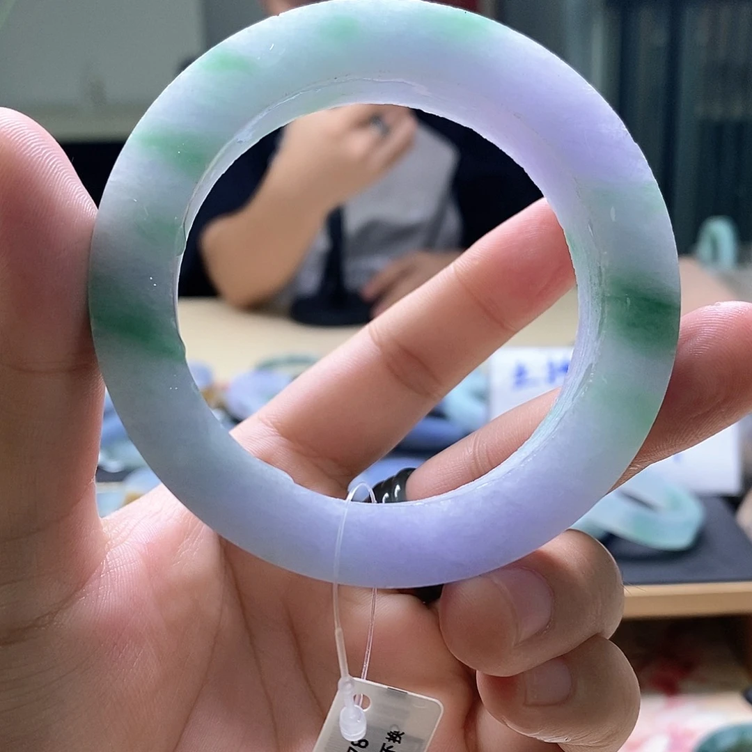 定制翡翠1未镶嵌白**红