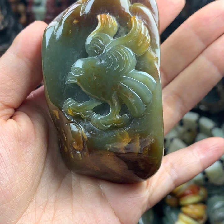 透闪石质玉未镶嵌珠宝奇石