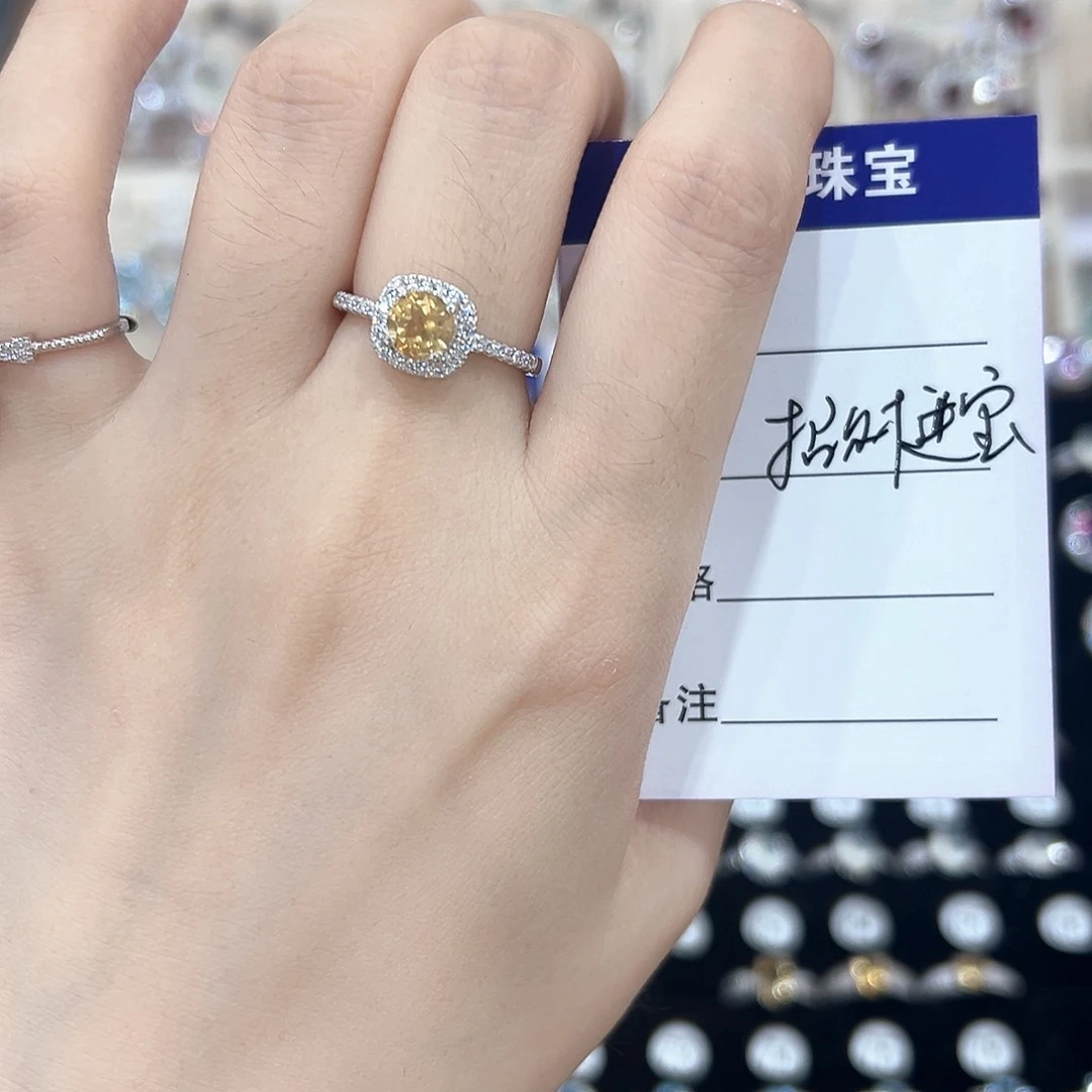 招***。黄晶戒指银S925镶嵌
