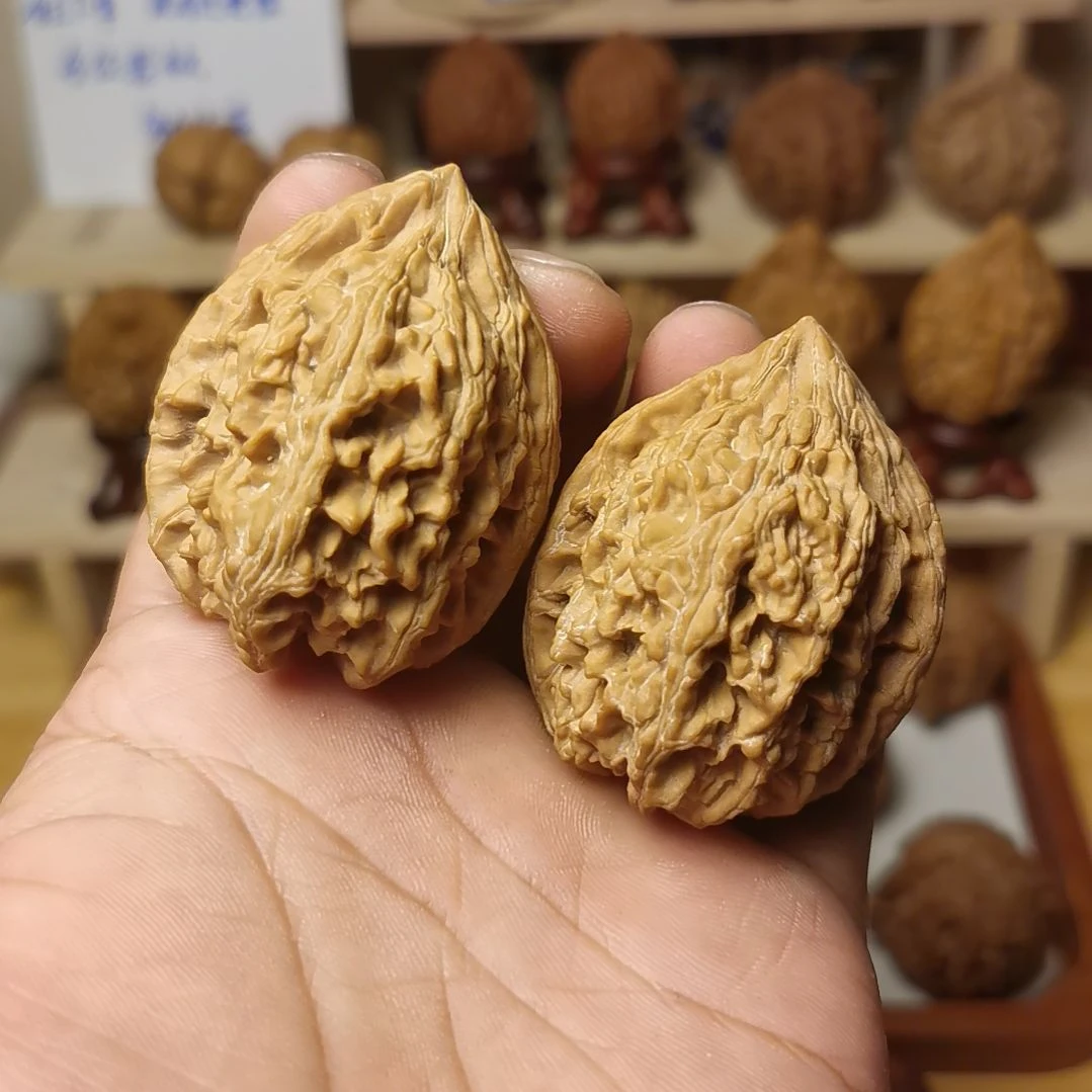 核桃文玩核桃高端小众大沽石全品尖有瑕