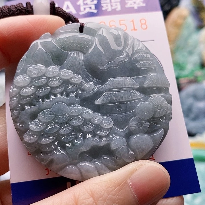 吊坠(不含链)未镶嵌翡翠