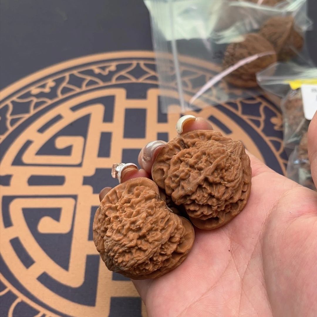 文玩核桃把件满天星