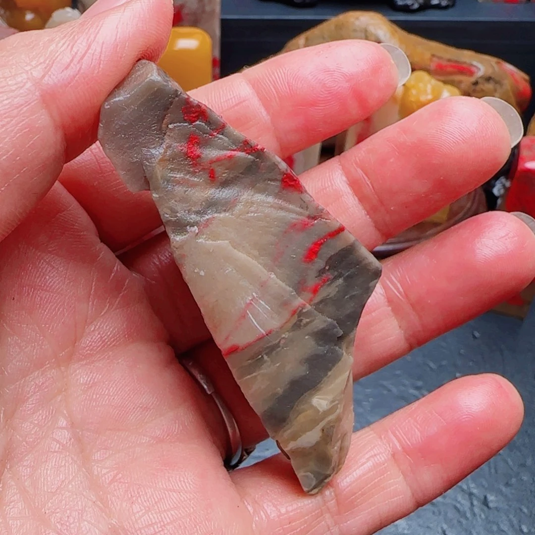 昌化鸡血石1**熊昌化鸡血石