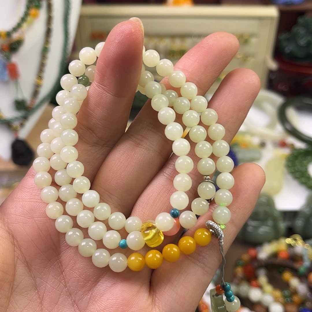 赵***玩和田玉未镶嵌手链