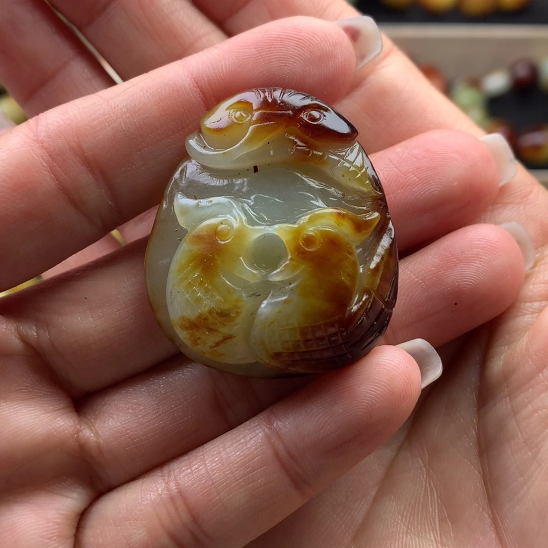 和田玉未镶嵌项链