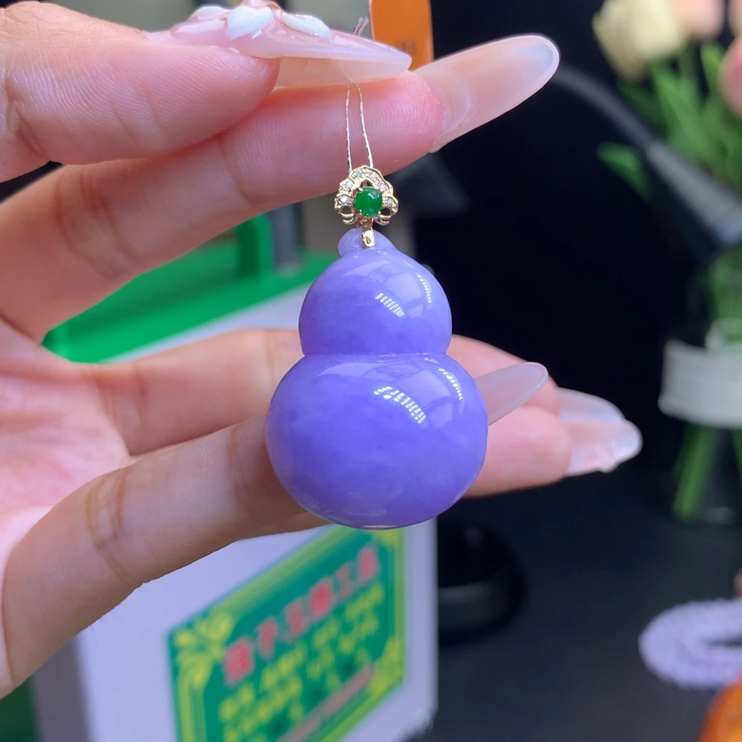 翡翠18K金镶嵌颈饰天然