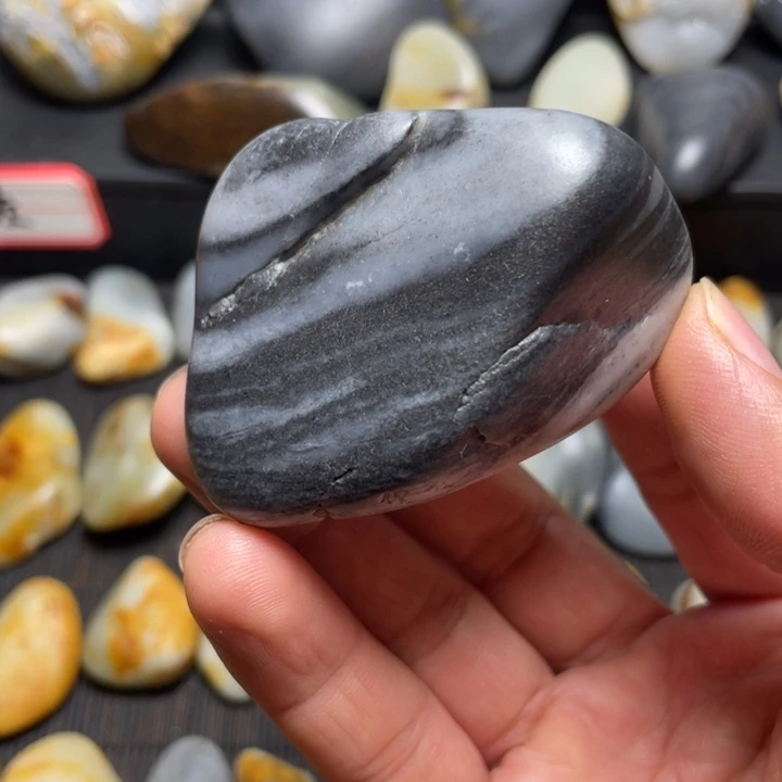 和田玉未镶嵌把件105