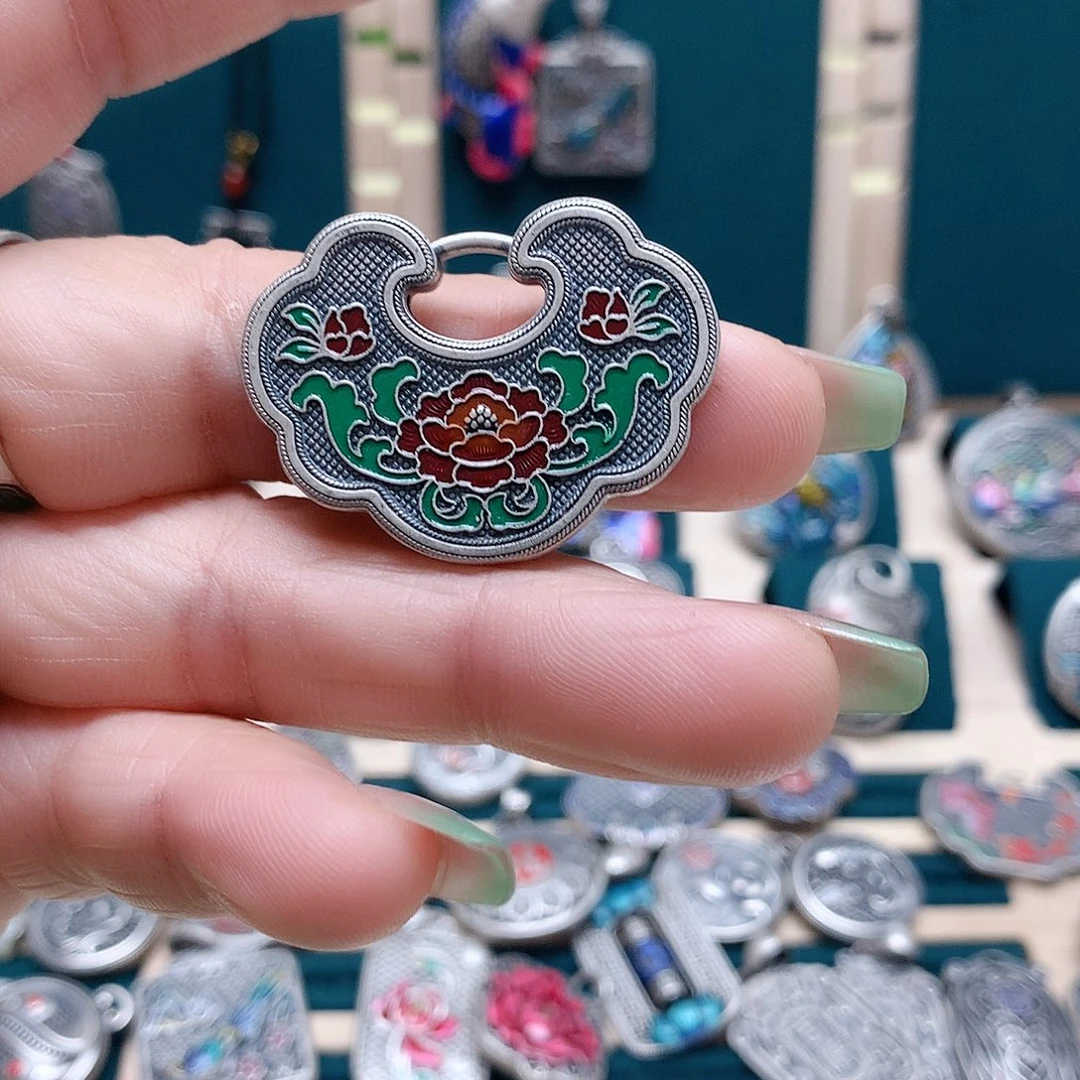 足银玻璃足银吊坠