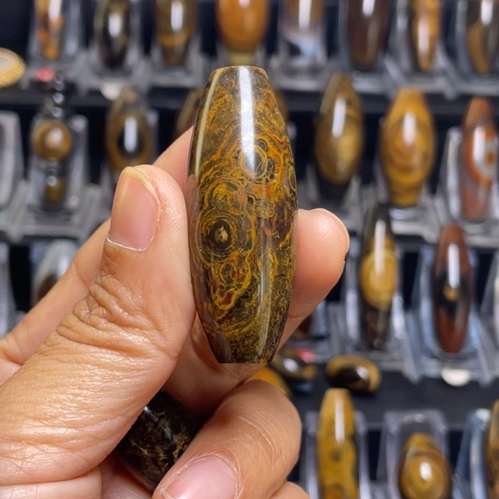 玉***轩玛瑙/玉髓未镶嵌颈饰