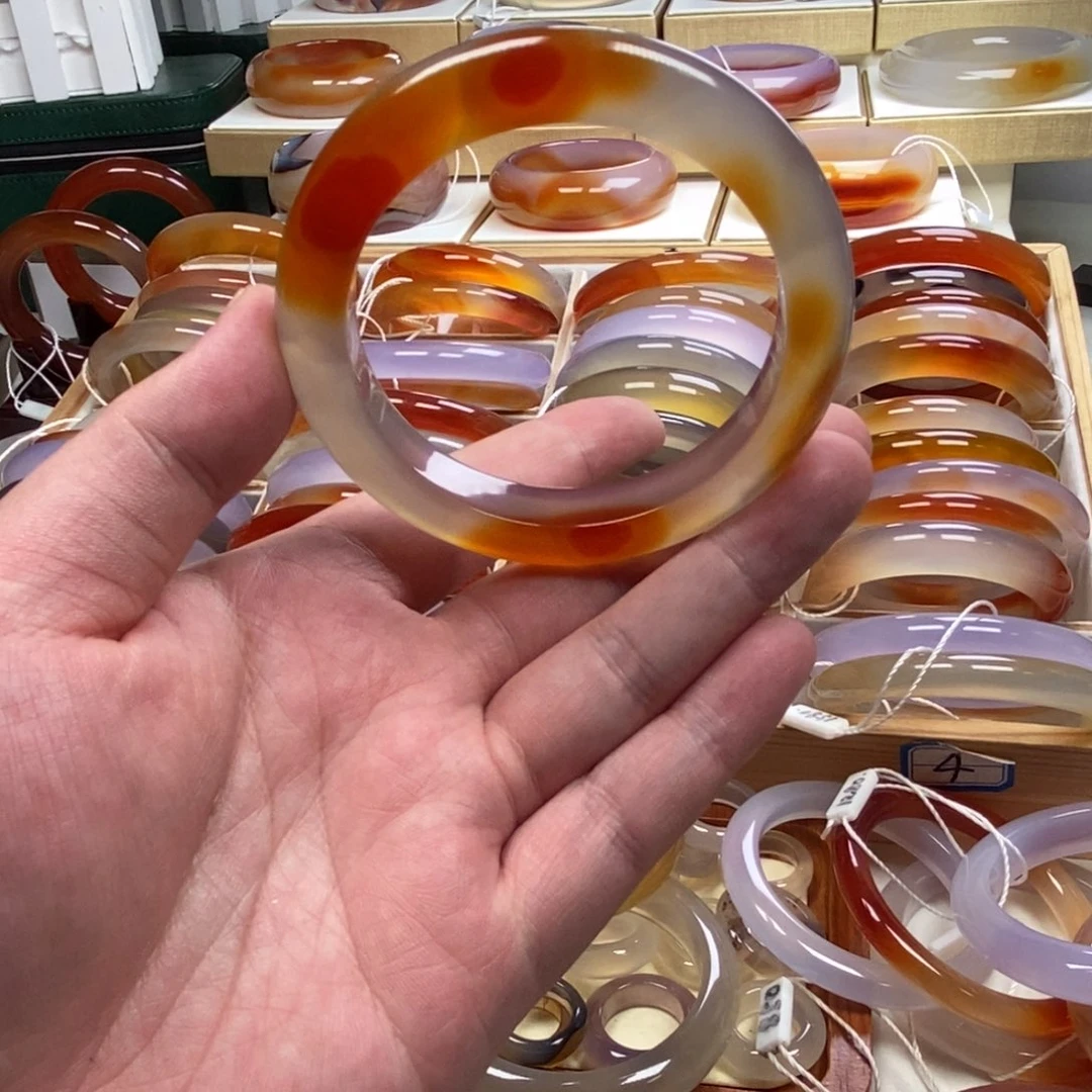 玛瑙/玉髓未镶嵌手镯