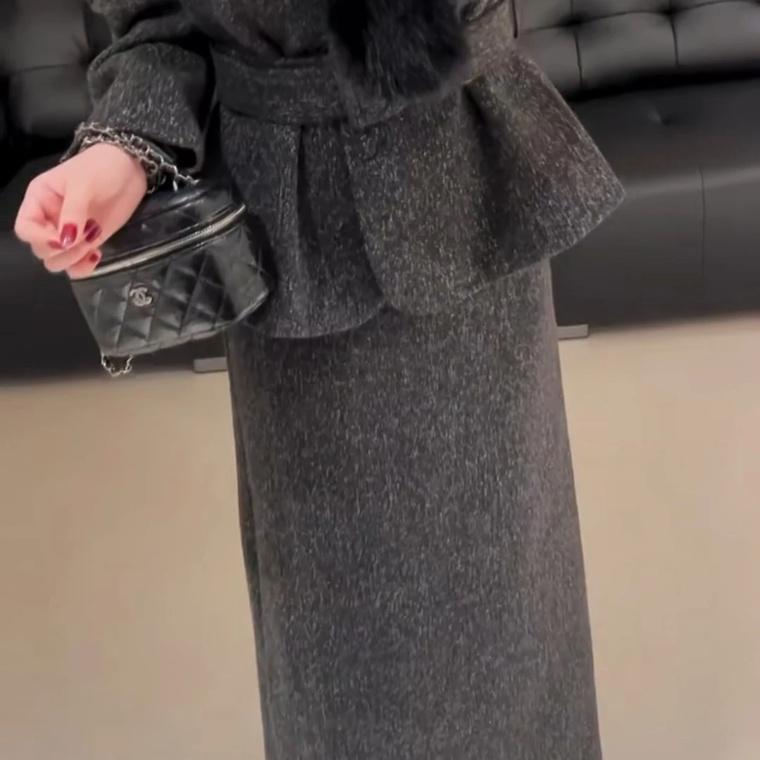 222气质香风毛呢套装2025冬新外套半身裙加厚两件套爆款圣诞轻奢