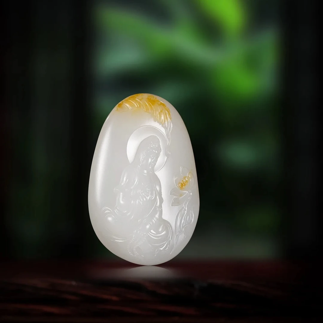 观音玉佩男士佩戴佳品