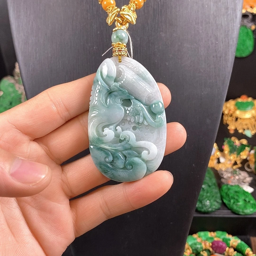 翡翠未镶嵌吊坠(赠链)吊坠