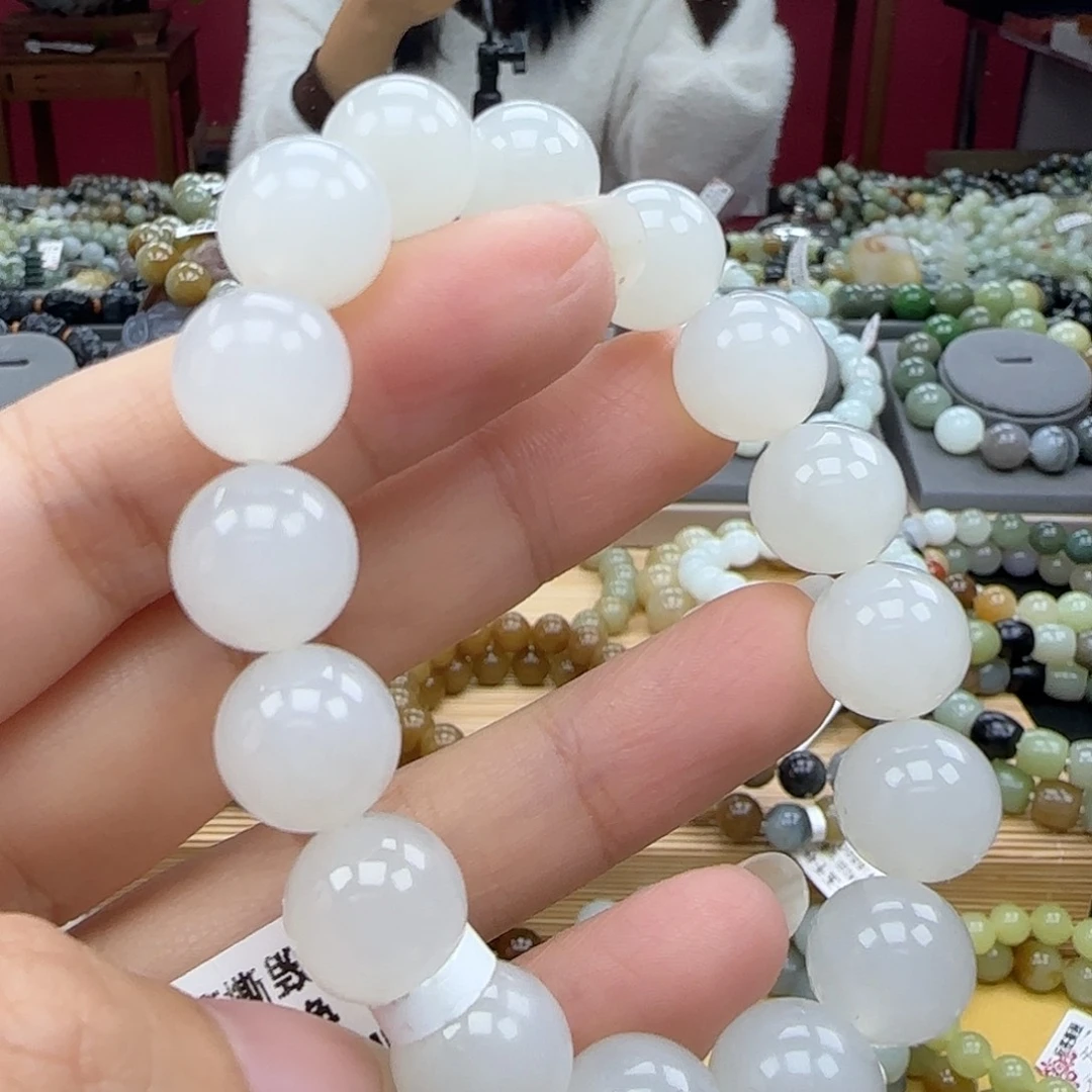 和田玉手链未镶嵌