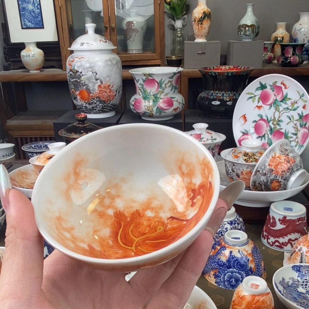 陶瓷艺术家的作品是一