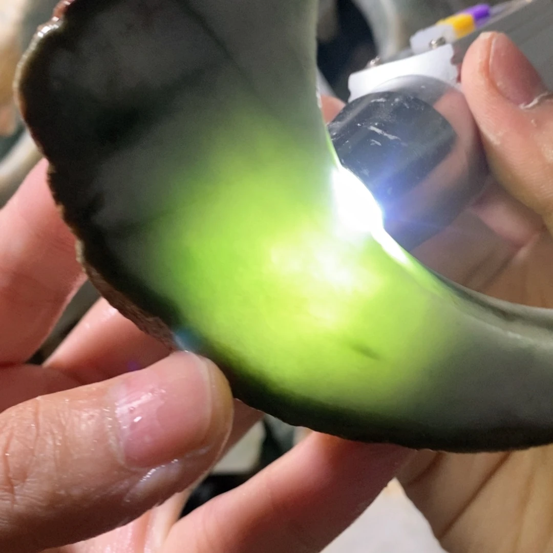 颈饰未镶嵌翡翠天然翡翠