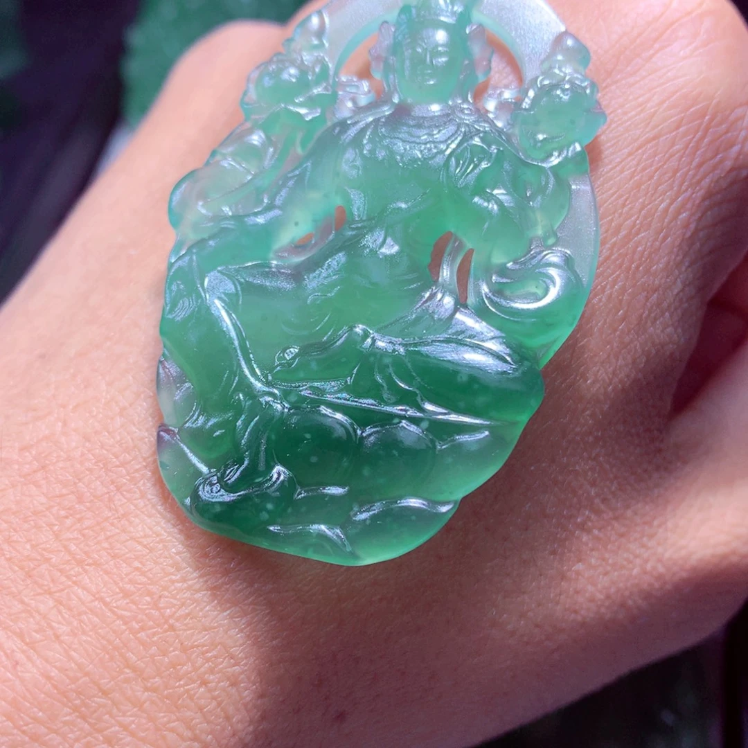 定制翡翠未镶嵌天然翡翠A货毛货挂件