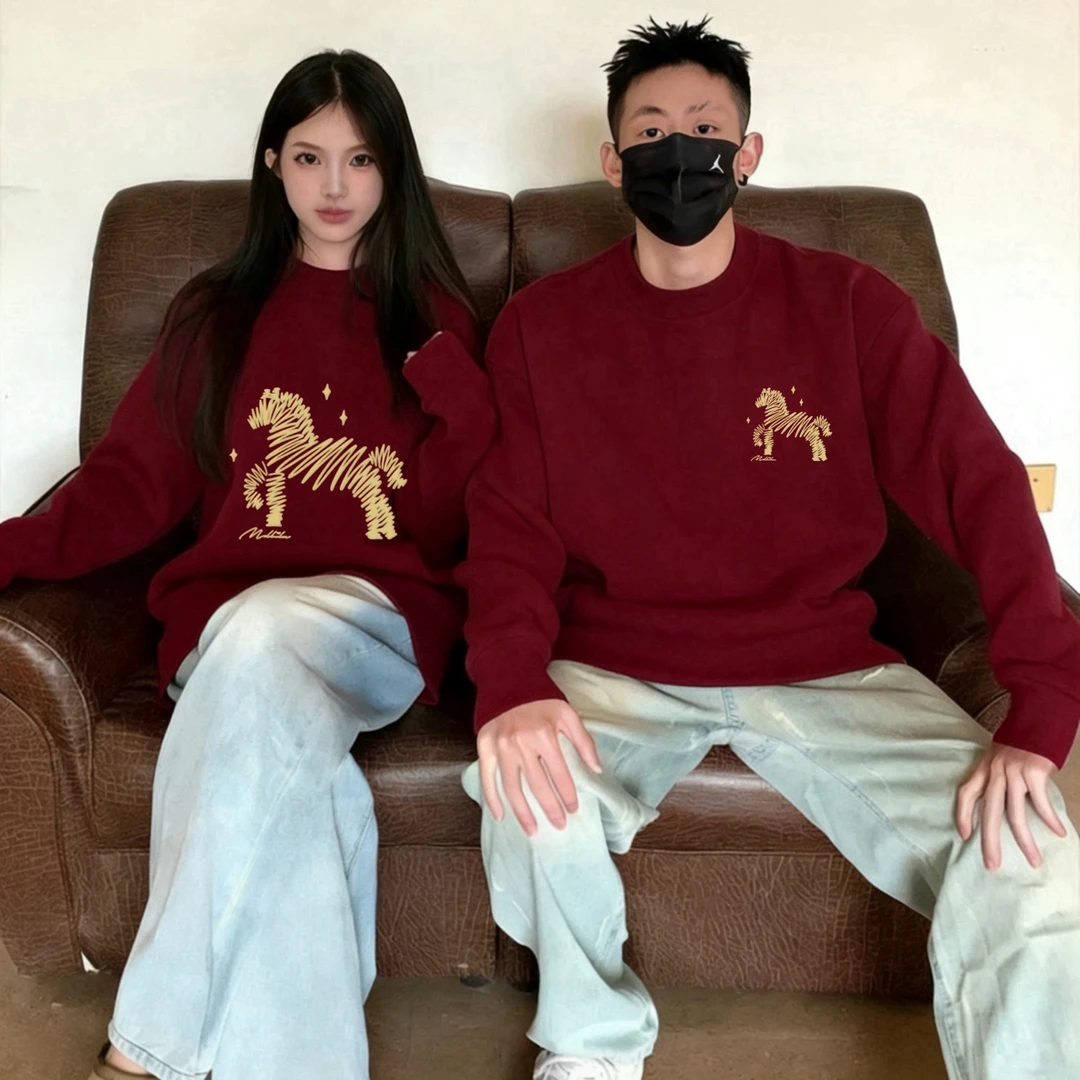 【两件】情侣装卫衣秋冬季新款线条小马新年氛围感套头上衣一男一女