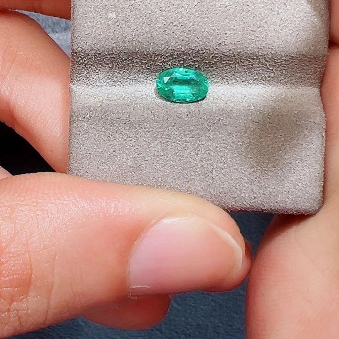 祖母绿裸石未镶嵌陌**陌0.52克拉天然祖母绿赞比亚VVG