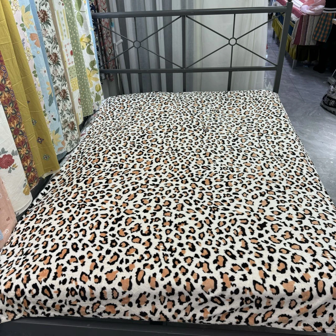 【UZOYUM】福利豹纹奶绒毛毯