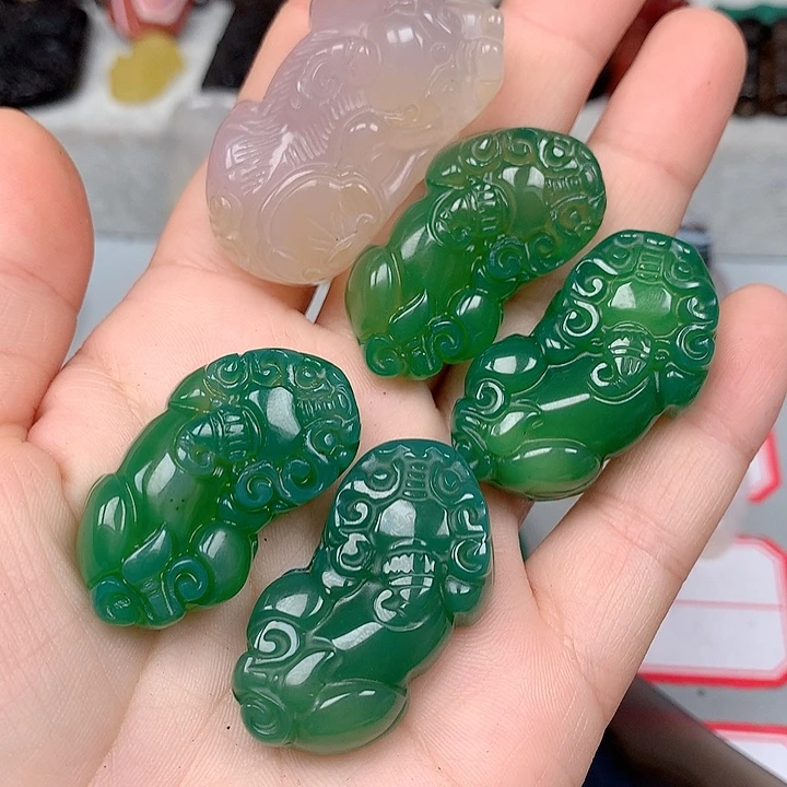 方****玛瑙/玉髓颈饰未镶嵌