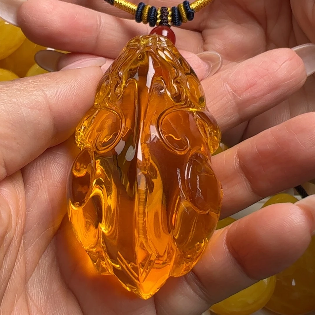 未镶嵌吊坠(不含链)蜜蜡无优化无烤色无补胶无覆膜无辐照无煮蜜