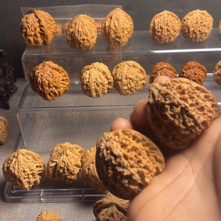 吊坠文玩核桃40满天星…………