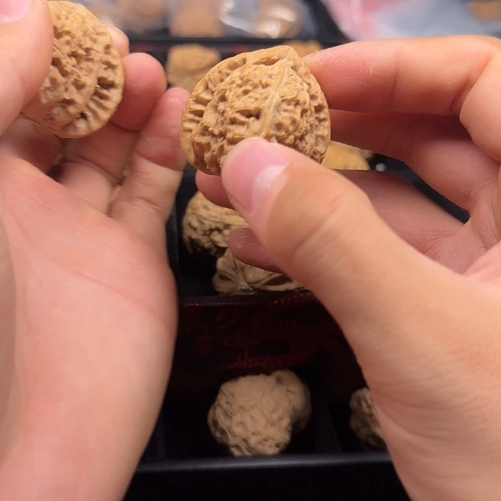 天***天龙脊菩提吊坠啊啊啊啊啊啊三角白3