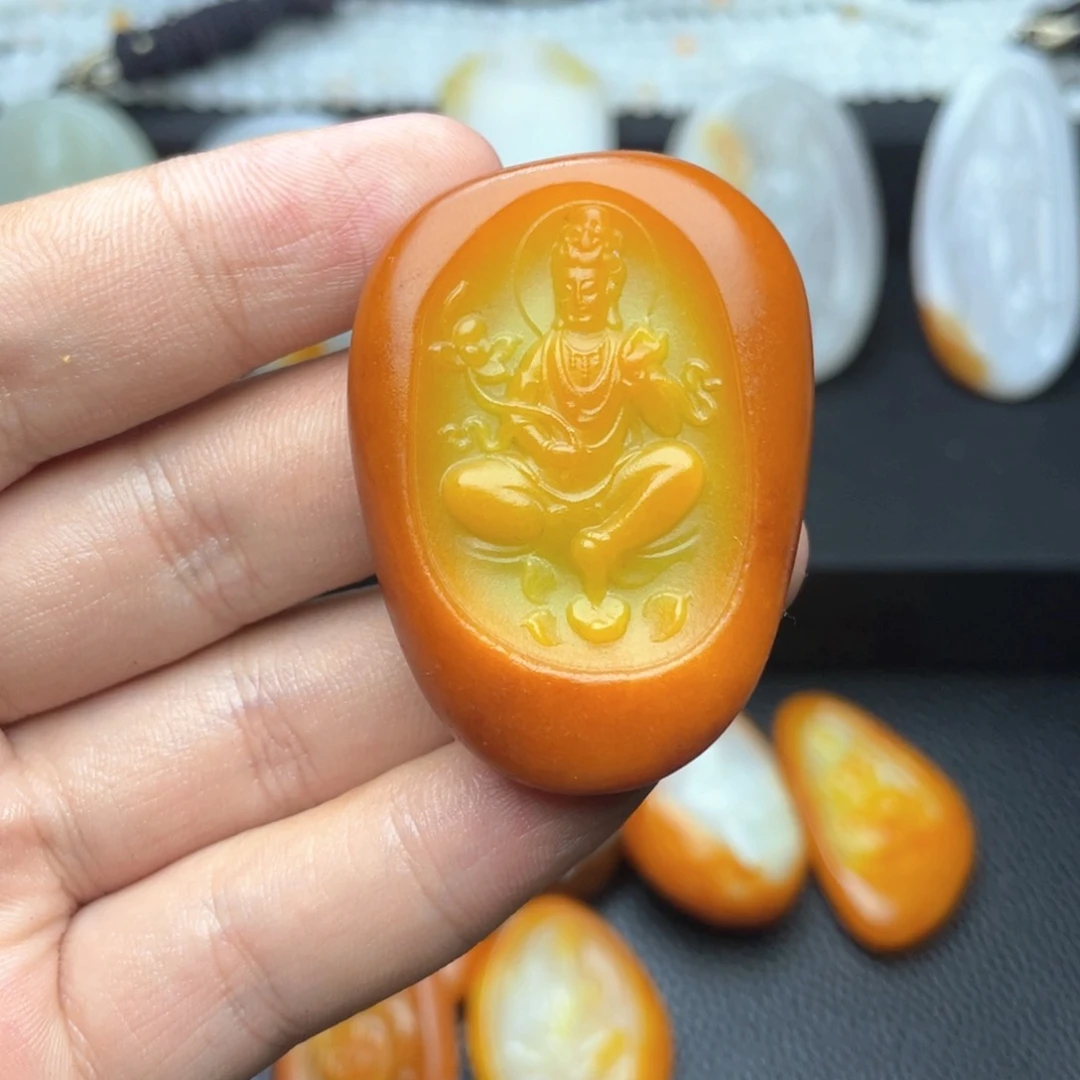 和田玉未镶嵌颈饰