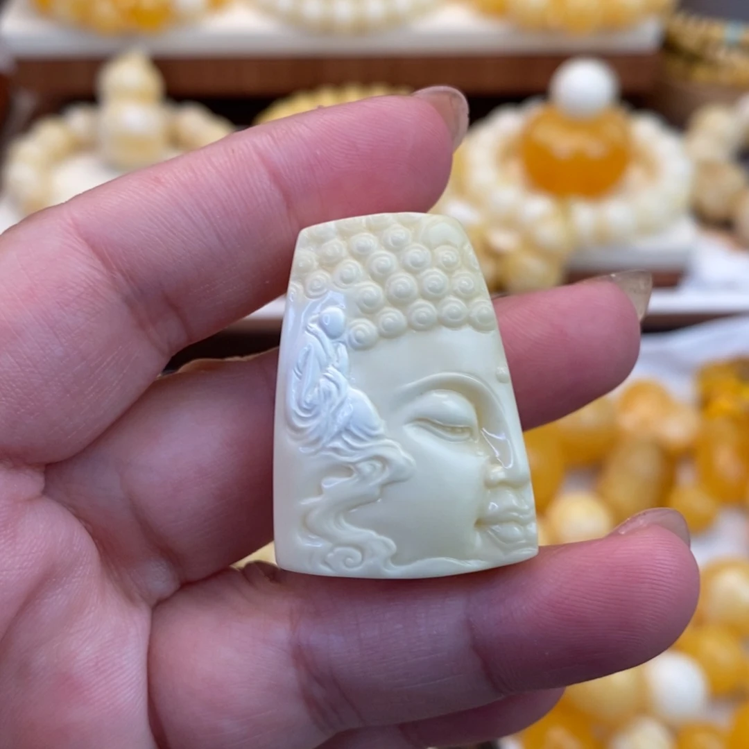 【闪购商品】裸石蜜蜡未镶嵌一念之间