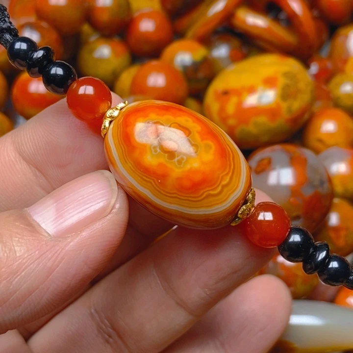 玛瑙/玉髓未镶嵌吊坠