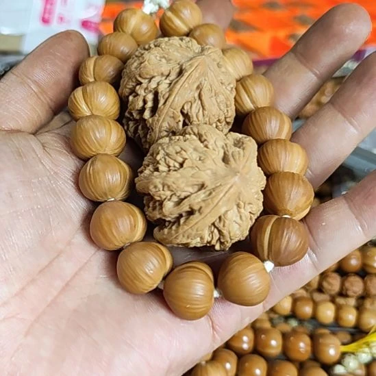 ****灬把件文玩核桃拉丝屁桃+38左右练手粗筋～朋友福利