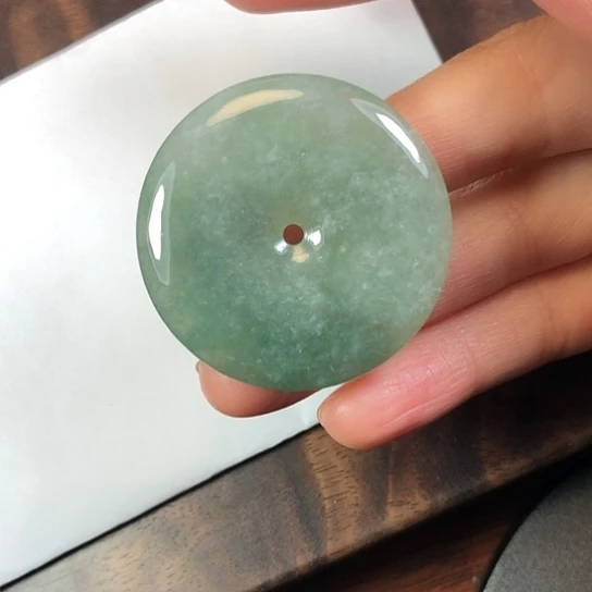 翡翠未镶嵌颈饰缅甸A货，每天下午1点半开播