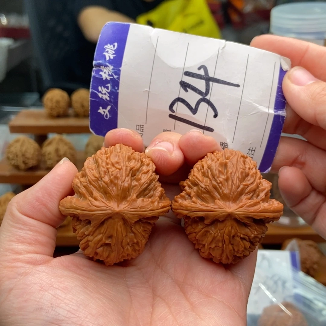 文玩核桃把件41白狮子