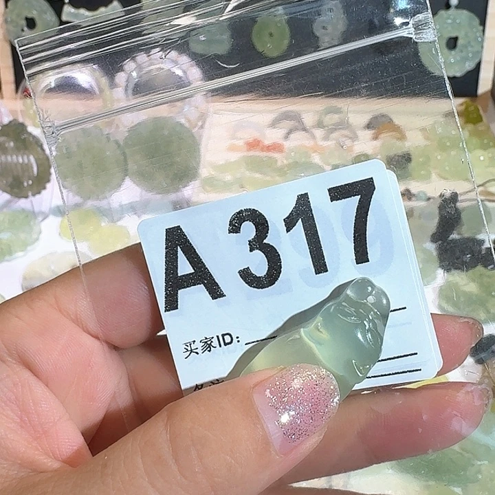 岫玉合金颈饰精美礼品