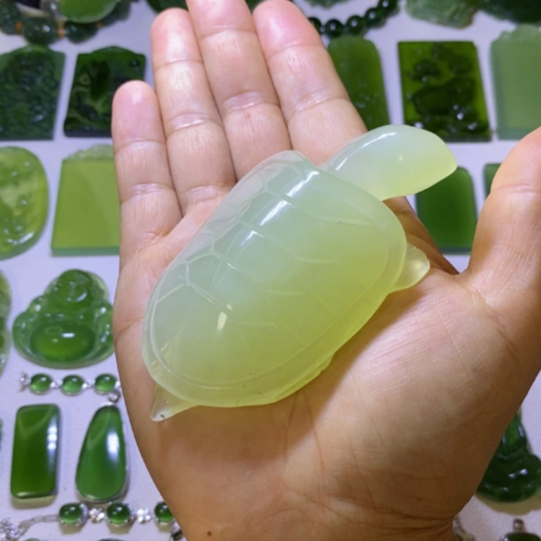 【闪购商品】未镶嵌蛇纹石玉手把件
