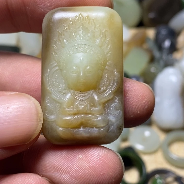 和田玉（糖玉）未镶嵌颈饰