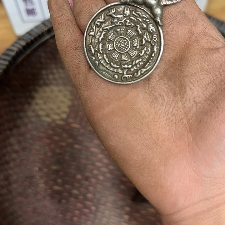 雪**孩一物一图，看好在拍