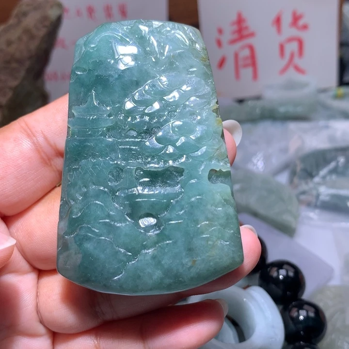 翡翠未镶嵌颈饰保真天然A货翡翠