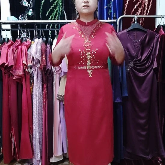 暗红色醋酸麻领子微透短款包臀裙2xl120斤以内